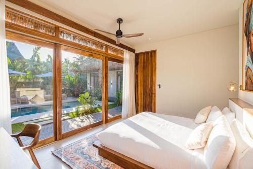 Villa Loka Sama, Tropical Oasis 3BR Private Pool Villa in Ubud in Ubud