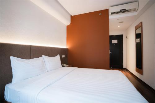 Omar Hotel in Tangerang