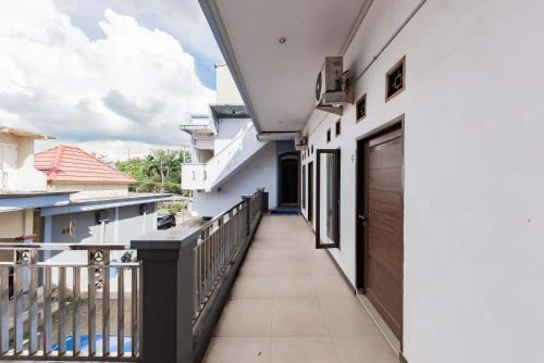 RedDoorz near GOR Sempaja Samarinda in Samarinda
