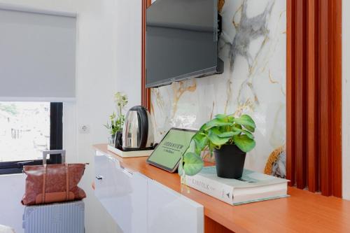 Urbanview Hotel Amira Syariah Bogor in Bogor
