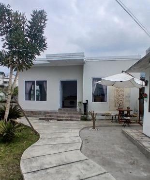 Homestay Bumiraden Cipanas Garut in Bojongsalam