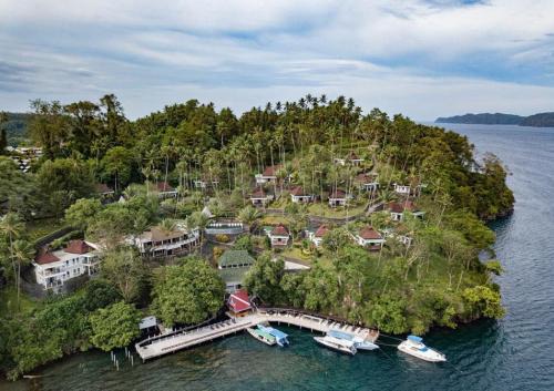 Chads Dive Resort Lembeh in Bitung