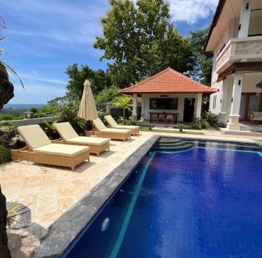 Villa Bukit Indah