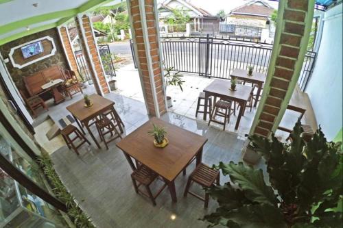 OYO 95309 Ijen Homestay