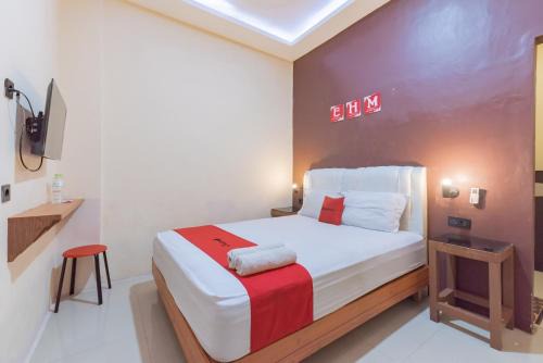 RedDoorz at Hotel Rumah Kita near Gedung Negara Cirebon