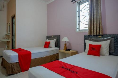 RedDoorz Plus Syariah @ Hotel Boulevard Luwuk in Luwuk