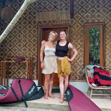 anik homestay & dormy Batukaras in Batukaras