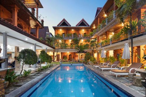 Lumbung Sari Hotel Legian