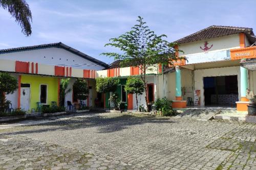 SPOT ON 91105 Hotel Salsabila in Magelang