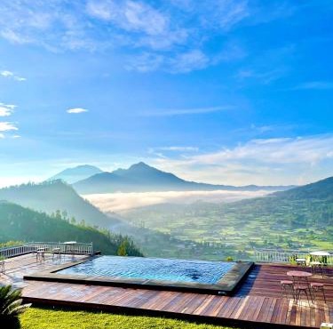 Pinggan caldera