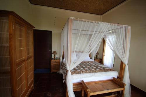 Uma Capung Mas Cottage