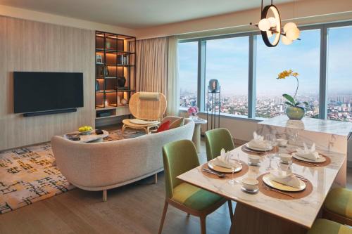 PARKROYAL Serviced Suites Jakarta in Jakarta