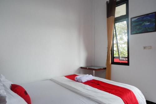 RedDoorz near Alun Alun Wonosobo 2 in Wonosobo