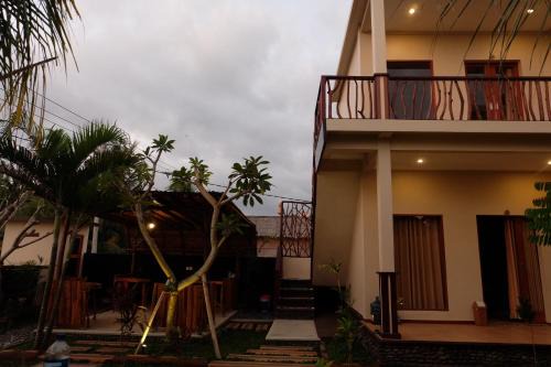 Kelapa Surf Villa in Jembrana