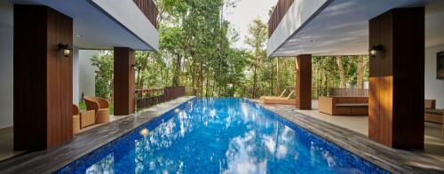 Radiance Hill View Villa 10 Bedrooms With a Private Heated Swimming Pool and a Billiard Table in Bandung